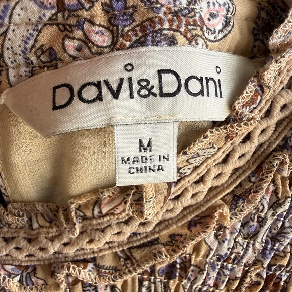 DAVI & DANI knee length dress flutter sleeves size Medium - Picture 5 of 11